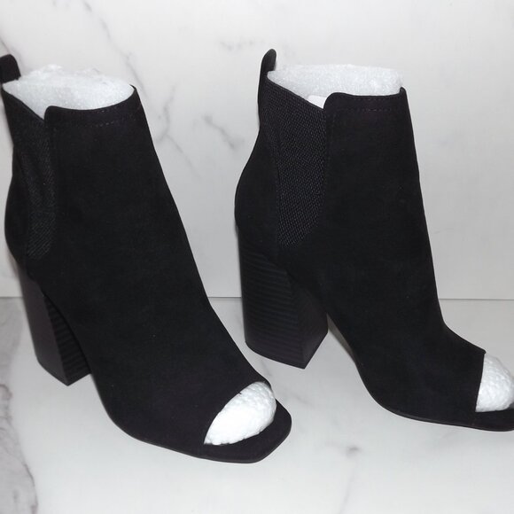 Qupid Chandler-56 Black Peep-Toe Block Heel Booties – NWOT - Picture 9 of 10